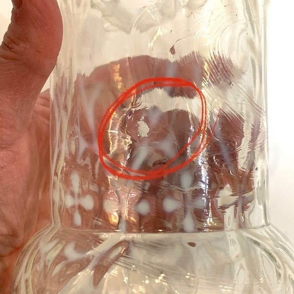 WHITE OPALESCENT GLASS VASE Northwood? Glass BROCADE (Spanish Lace) Ruffled - Picture 8 of 16